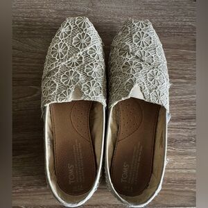 Toms Lace Flats